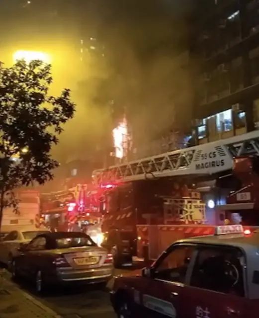深夜突发 已致7死10伤 手机新浪网 深夜突发 已致7死10伤 手机新浪网