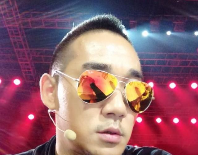 7年前,他骂哭张韶涵,给陶喆打了2次0分,现如今被"打脸"|张韶涵|金武林