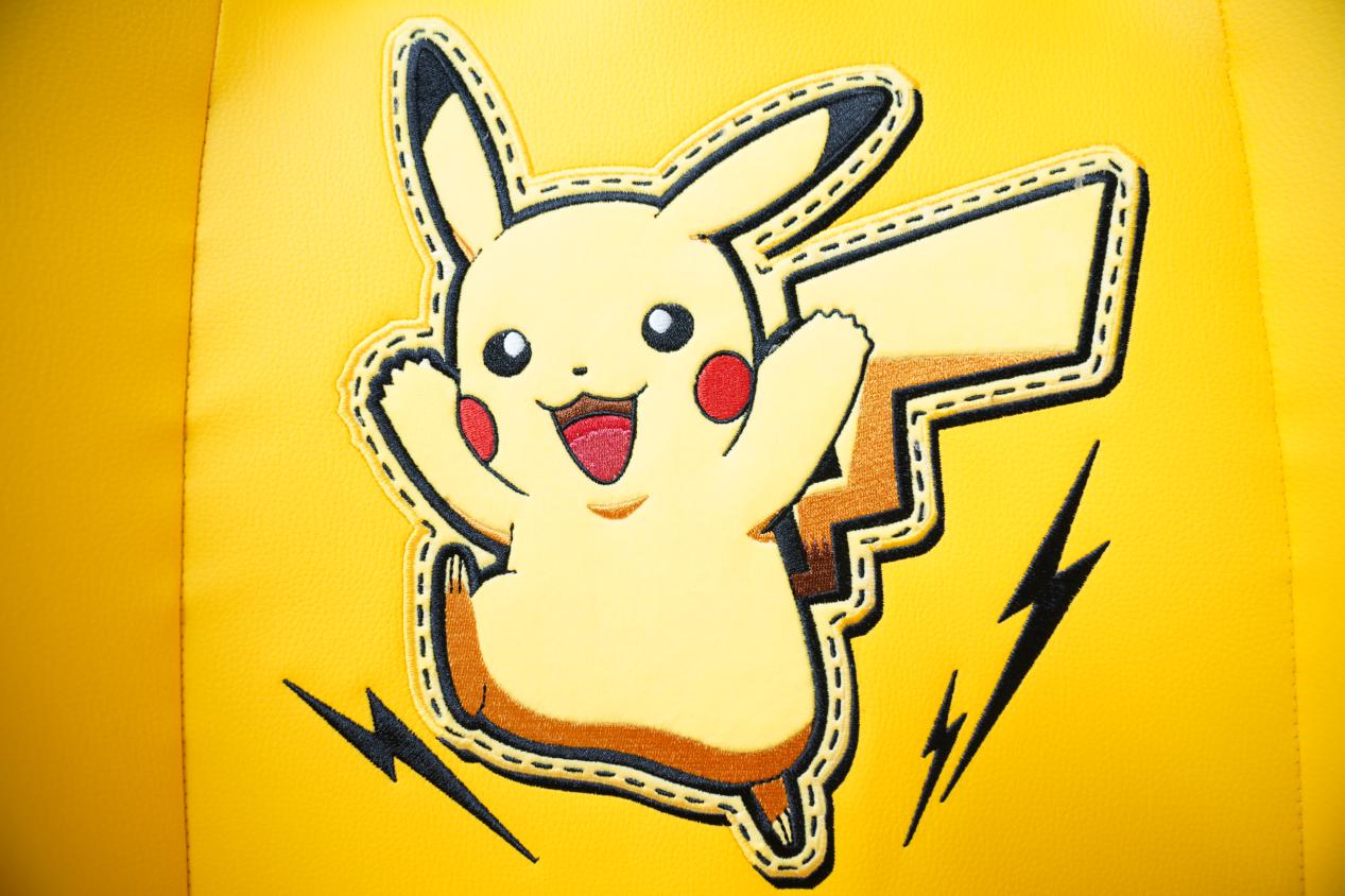 傲风皮卡丘联名电竞座椅评测:没有人能拒绝皮卡丘的魅力