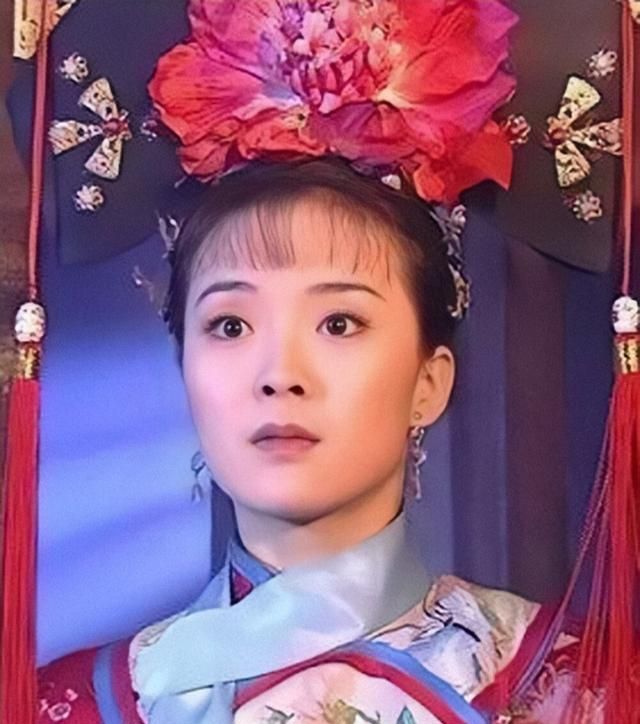 新旧版还珠格格,晴儿对比:王艳,赵丽颖谁更胜一筹?