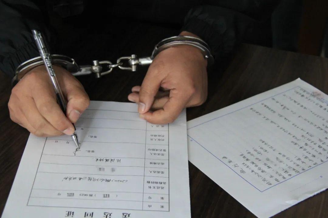 【拘留现场】拒不还钱?拘留!