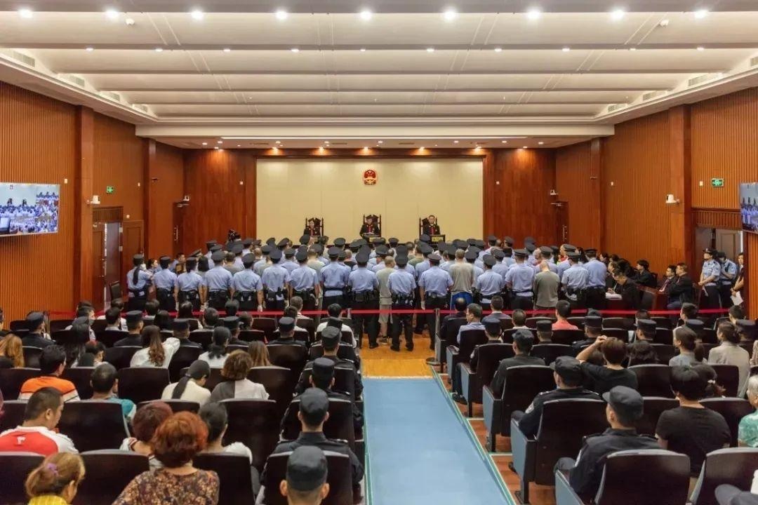 履行法院审判执行职责 打赢扫黑除恶攻坚战