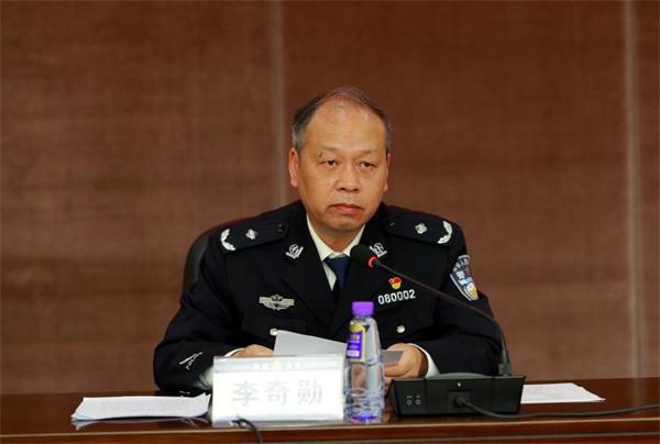 正文       李奇勋同志强调:一是要充分认识开展