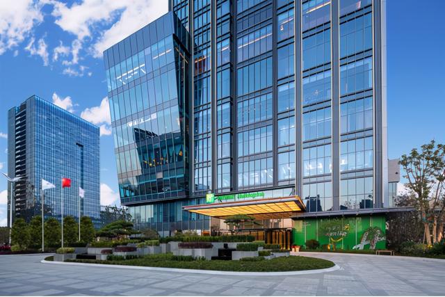 杭州龙湖滨江天街假日酒店一周年庆典