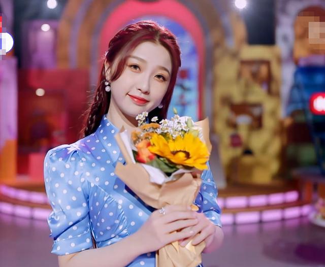 非日常派对将收官the9盛装陆柯燃缺席节目组做法好评