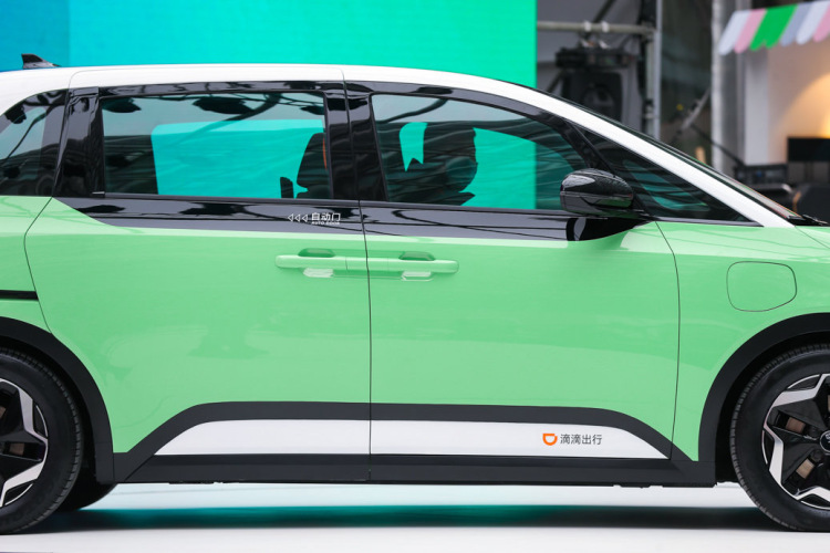 滴滴"造"车,不为卖车|d1|滴滴|司机_新浪新闻