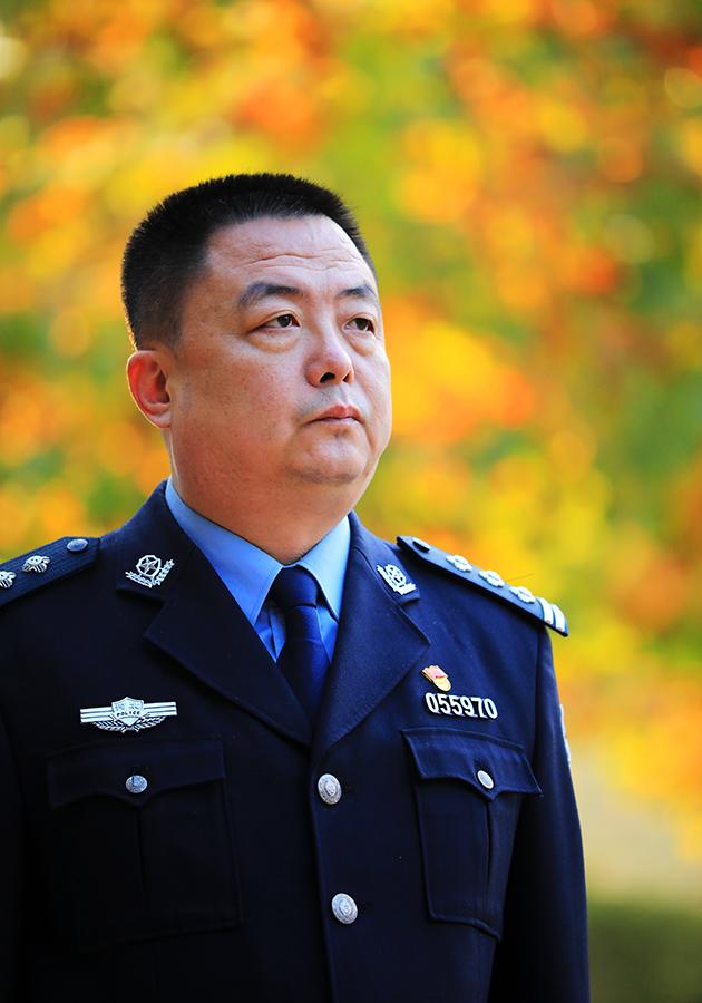 李志勇:"筛沙人"眼里不揉"沙子"