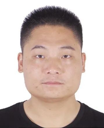 悬赏通告最高奖励10000元如有线索请立即报警