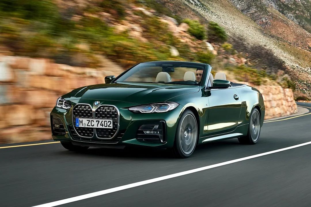 图为海外版车型