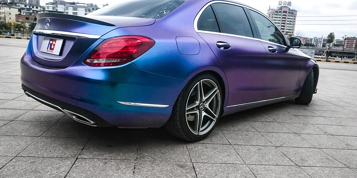 奔驰c260车身改色电光紫魅蓝rg瑞集改色膜韶关南雄