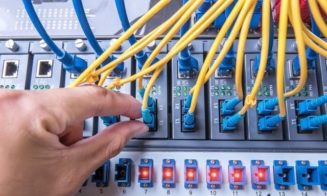 在施工过程中如何正确选择光纤跳线