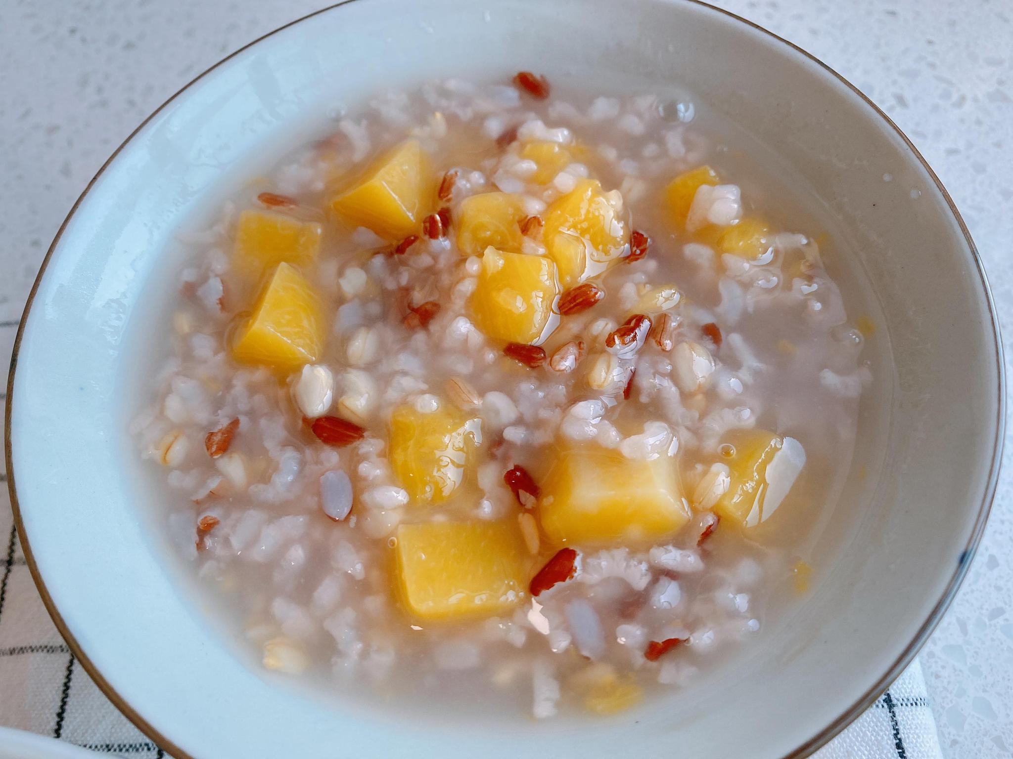 冬天要多喝杂粮粥,试试这5种,掌握水米比例更好喝,营养还丰富