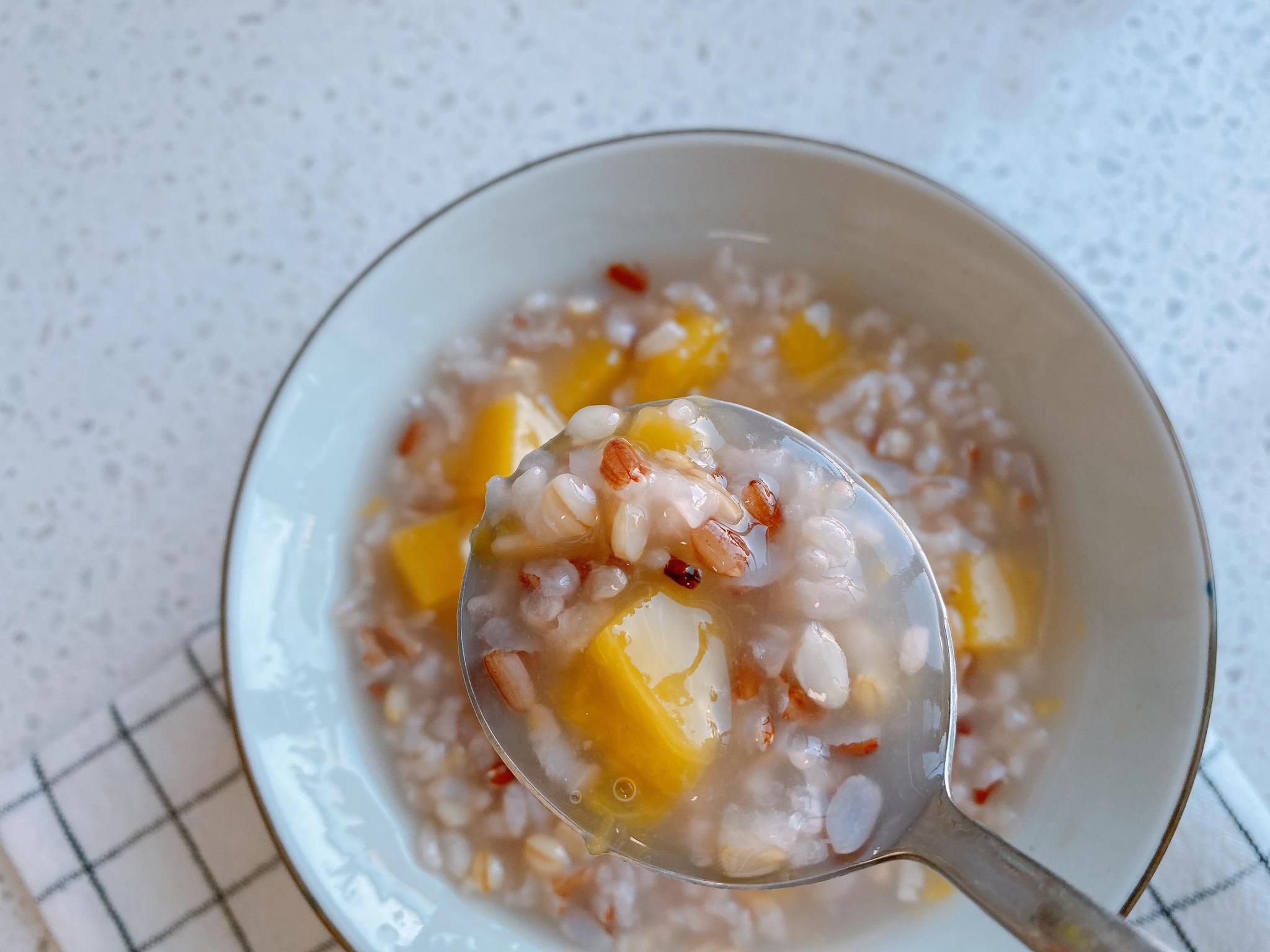 冬天要多喝杂粮粥,试试这5种,掌握水米比例更好喝,营养还丰富