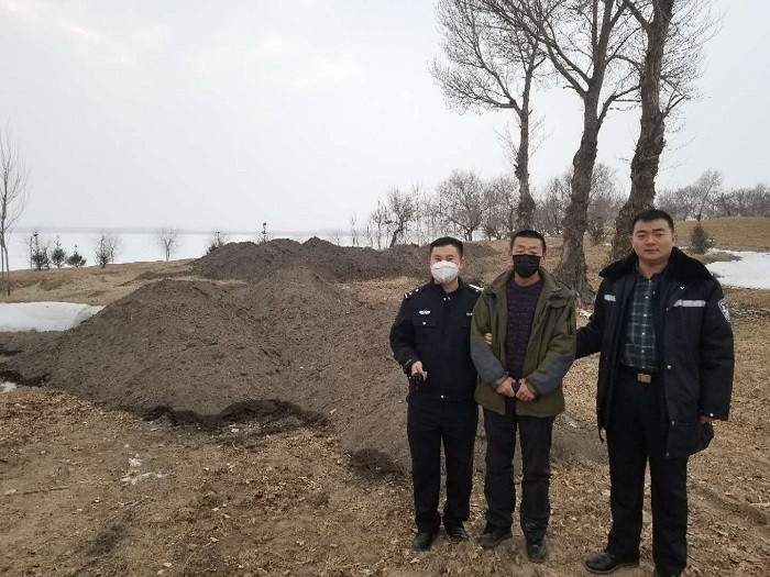 大安公安成功破获省督黑土被盗案件