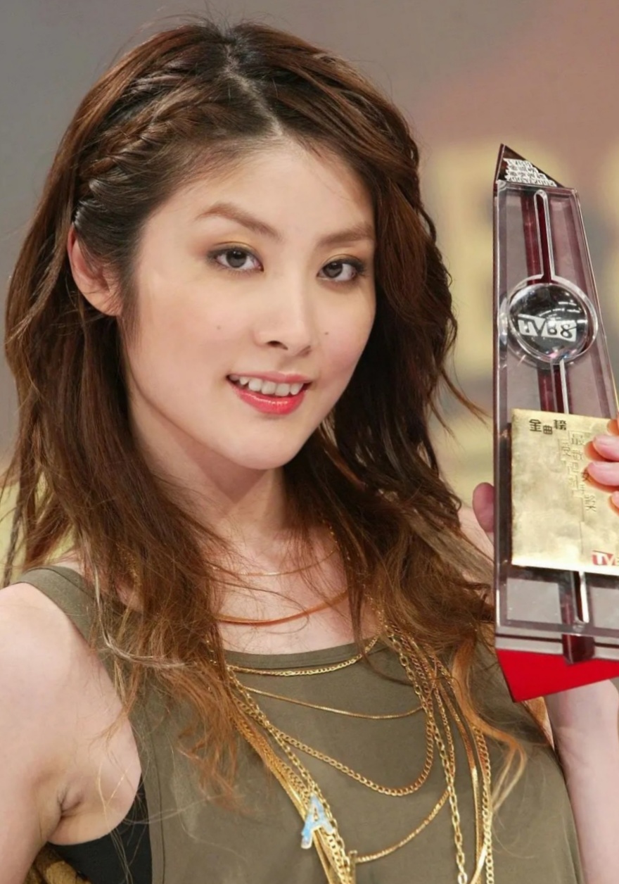 什么叫真正的冻龄你不如来看看48岁的陈慧琳