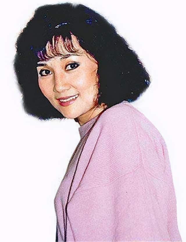 金士杰:45岁初恋,58岁娶小25岁学生,60岁喜得龙凤胎|金士杰|叶雯|龙凤