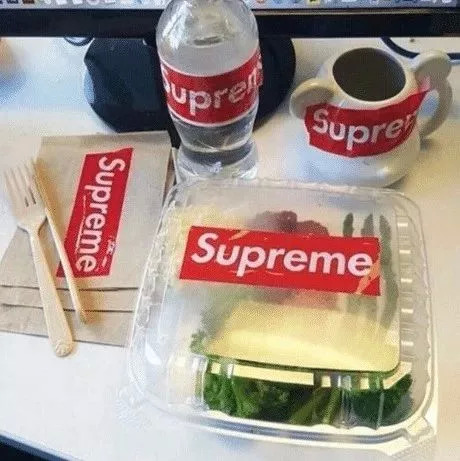 Supreme被收购 还能活下去吗？