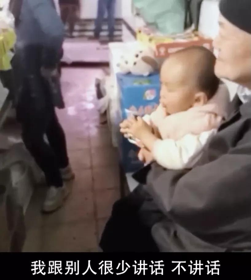 上海一八旬老人竟把300万房产送给楼下水果摊主，背后原因…休闲区蓝鸢梦想 - Www.slyday.coM