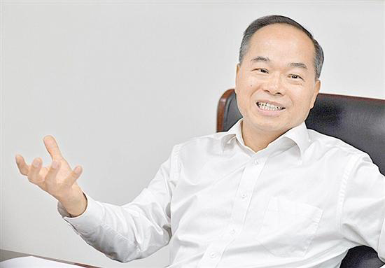 广州再出发花都区委书记黄伟林发展空铁枢纽构建经济枢纽