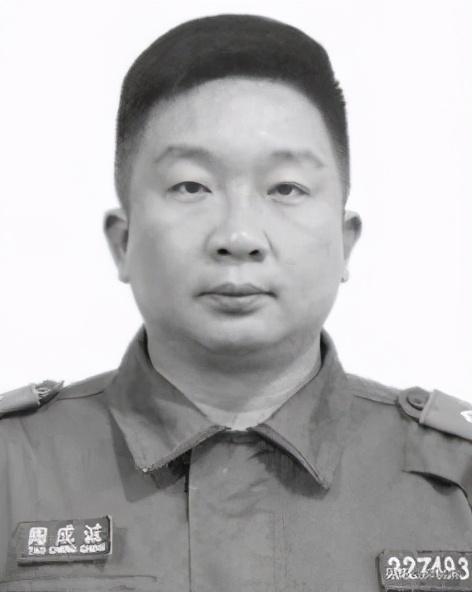 蓝天救援队队长陶成诚同志被追授“六安青年五四奖章”荣誉称号休闲区蓝鸢梦想 - Www.slyday.coM