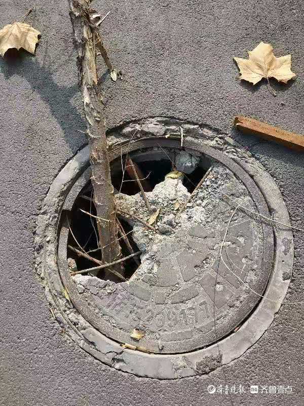 情报站|菏泽东方红大街附近一井盖损坏,市民盼尽快维修