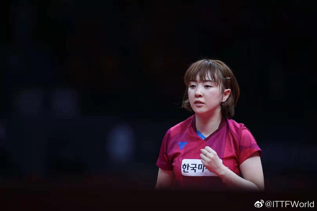 首轮出局眼泛泪花,世界冠军亦一轮游|石川佳纯|徐孝元|泪花_新浪新闻