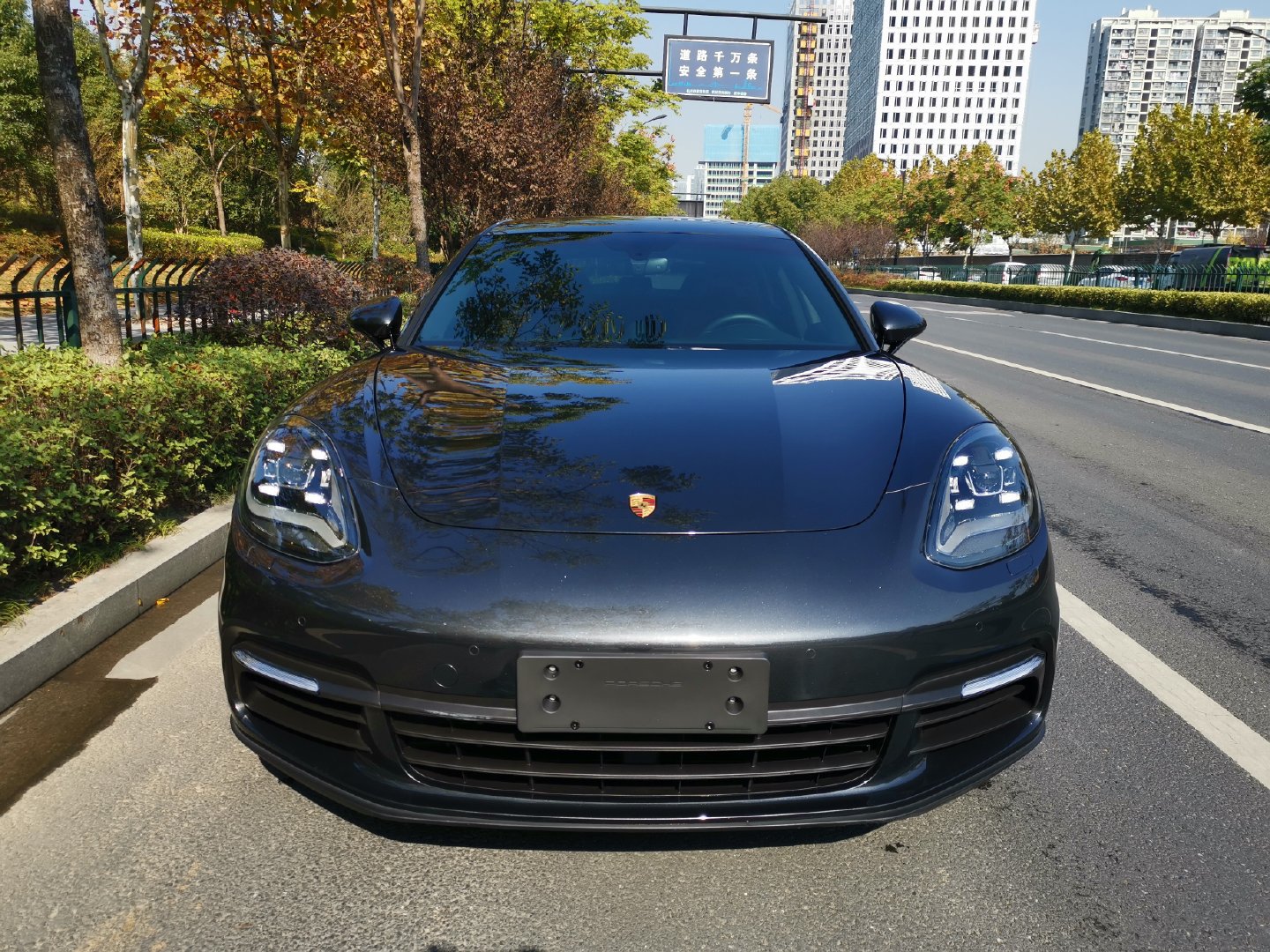 新款保时捷帕拉梅拉来袭,2.9t加速仅4秒,比奥迪a7帅气