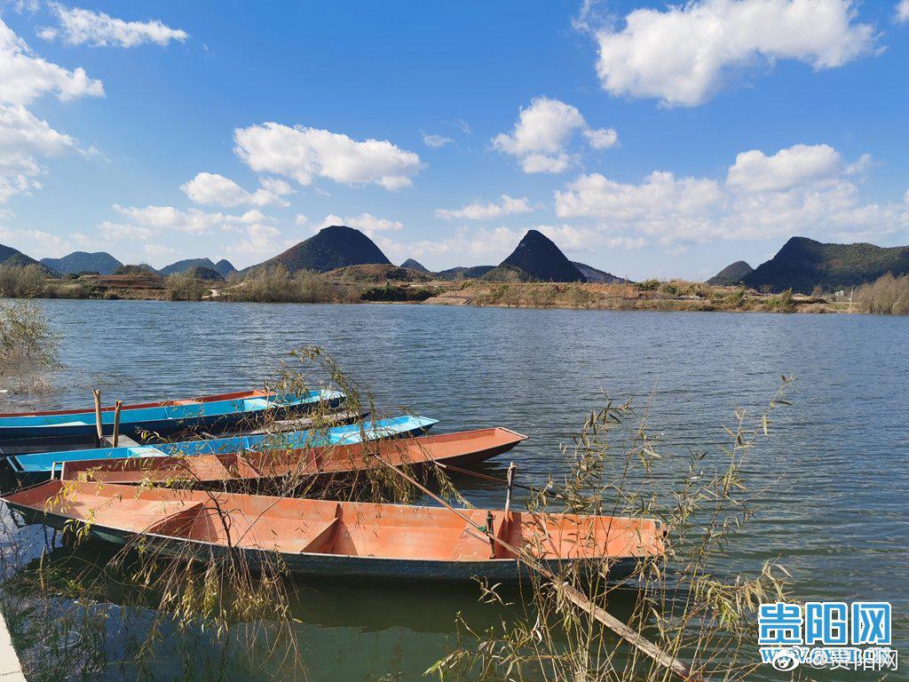 贵阳芦荻哨村初冬时节美景如画