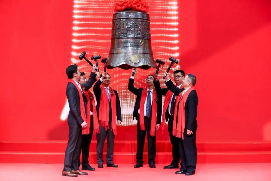 宸展光电深交所上市:市值48亿 实控人江朝瑞为加拿大人