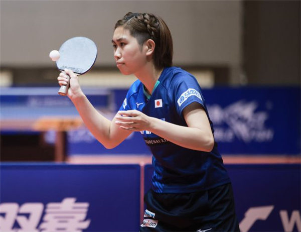 4-0狂扫日本第一削,单局轰30分佐藤瞳崩溃脸红了|王曼昱|佐藤|削球