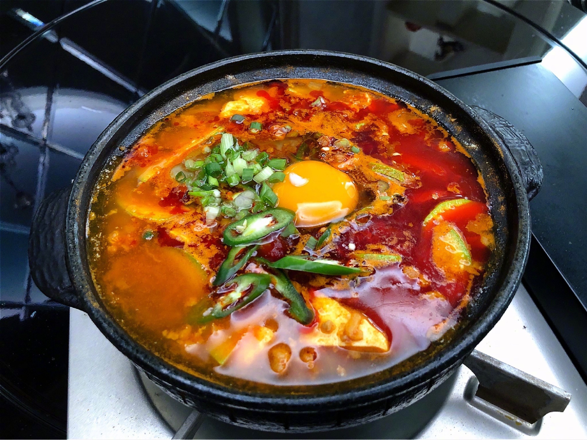 韩式砂锅嫩豆腐汤韩剧上脑经常做只要这一个汤就可以下两碗饭