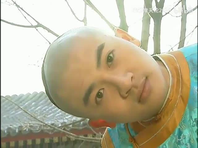 00:00 00:07 00:07 为您推荐: 《还珠格格》当年尔泰为了成全所有人