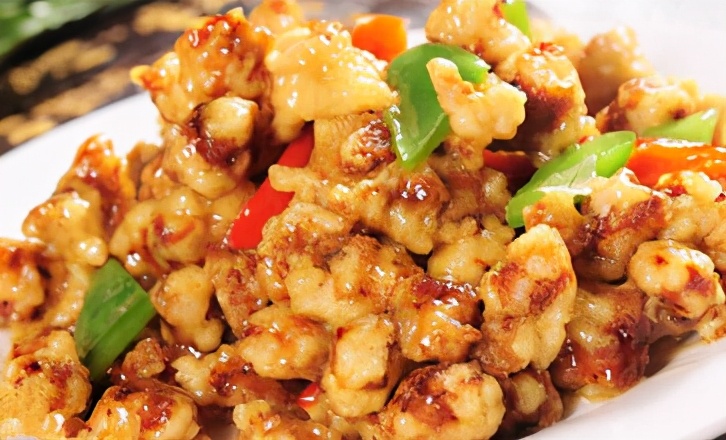 聚鲜集半成品菜之焦溜鱼段:食材清单:食材:龙利鱼,青椒,红椒,洋葱