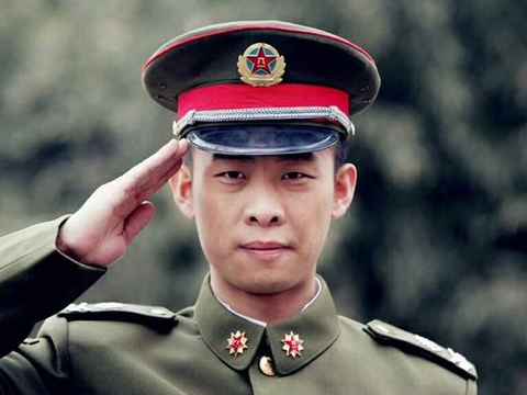 军旅题材影视中，一般班长，连长的戏份比排长多，为何？|连长|排长|班长|军旅|戏份_新浪新闻