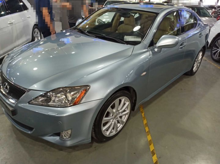 曾经的咬地鲨凌志is300,如今只卖14万,看记录买主怒砍价