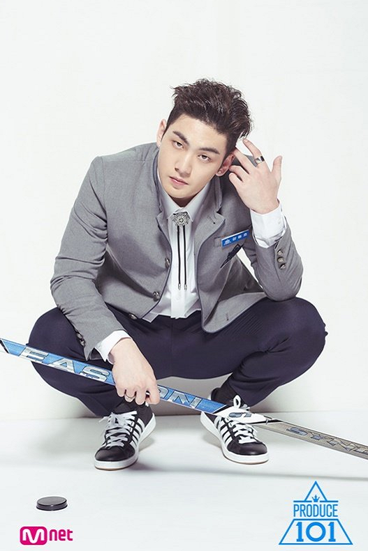 从出道位下车,被"作票咖"顶替出道|nuest|姜东昊|第二季_新浪新闻