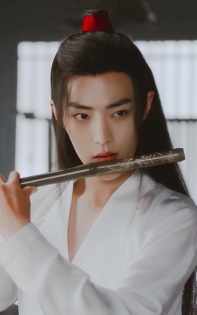 《狼殿下》名场面:肖战,李沁吻戏,疾冲出场笑中有泪