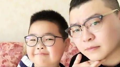 曹星和儿子曹桐睿