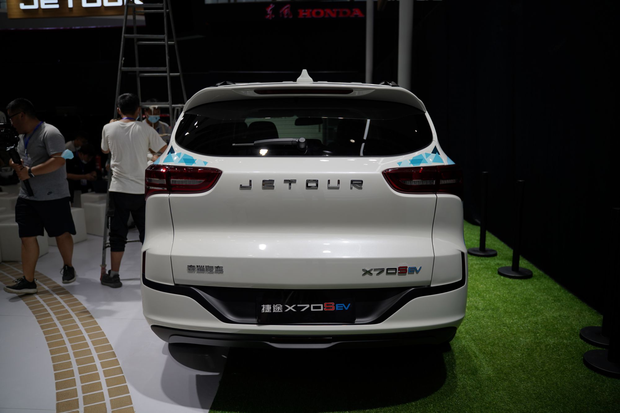 2020广州车展探馆:奇瑞捷途x70s ev-新浪汽车