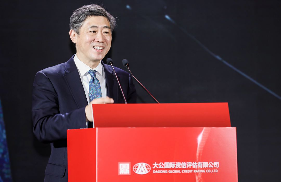 李稻葵：信用债违约就像人体发烧 是内部机制自我纠正的表现