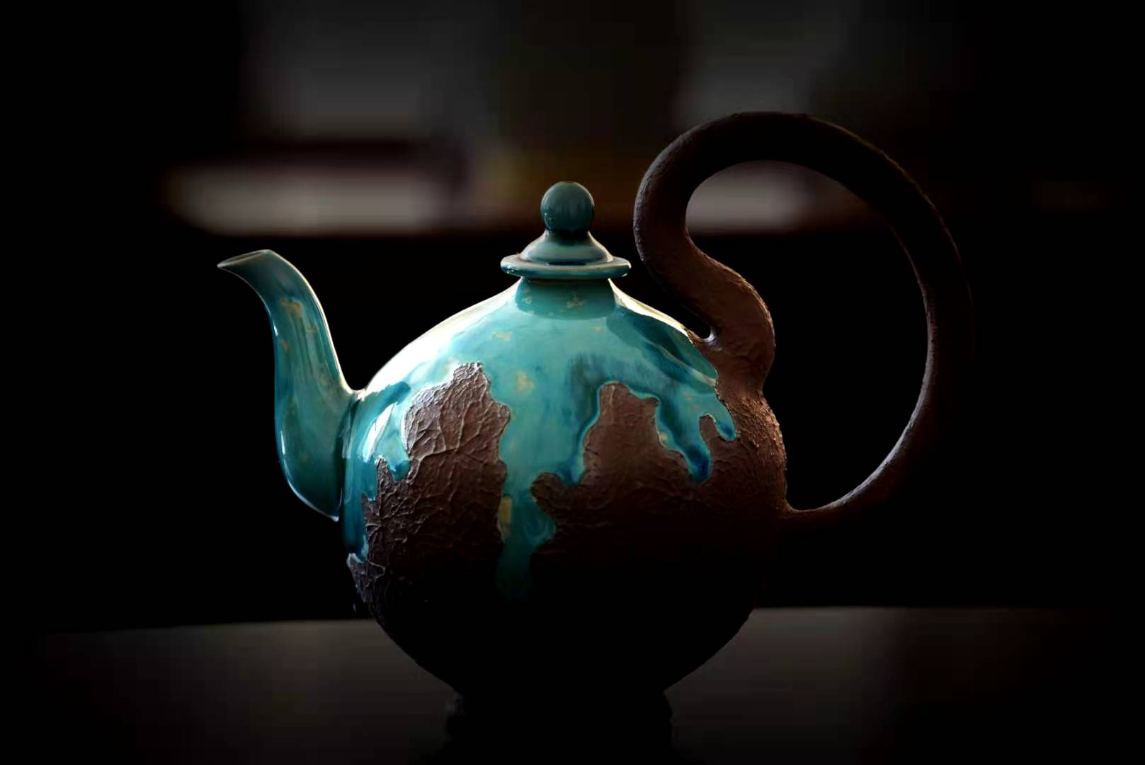 华宁是云南有名的"陶乡",华宁陶,古称"宁州陶",始于明初,盛于清朝