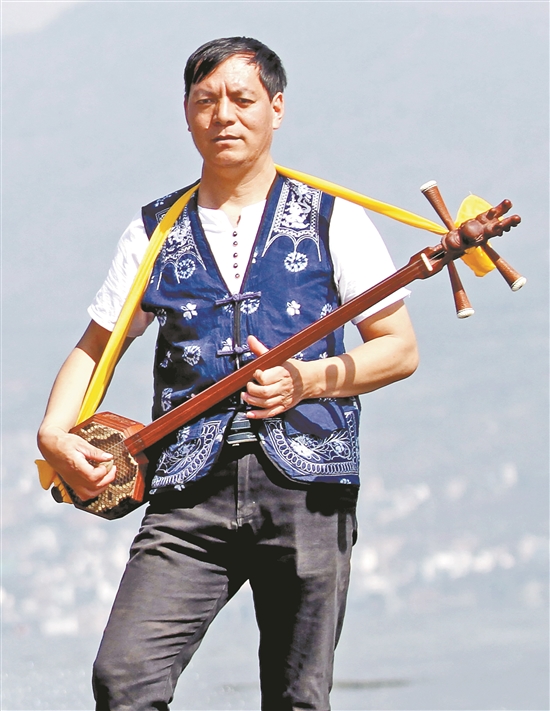 洱海畔三弦琴韵悠长