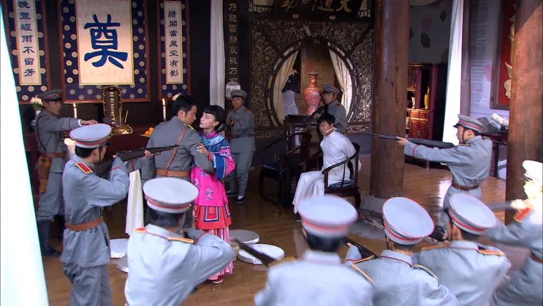 一个年代版全新灰姑娘故事大丫鬟即将推出