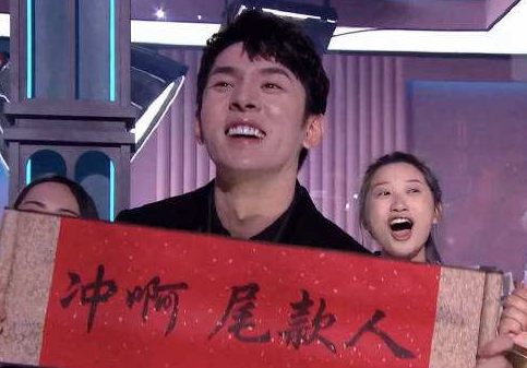 “白天打工人，晚上尾款人” 是种什么心态？