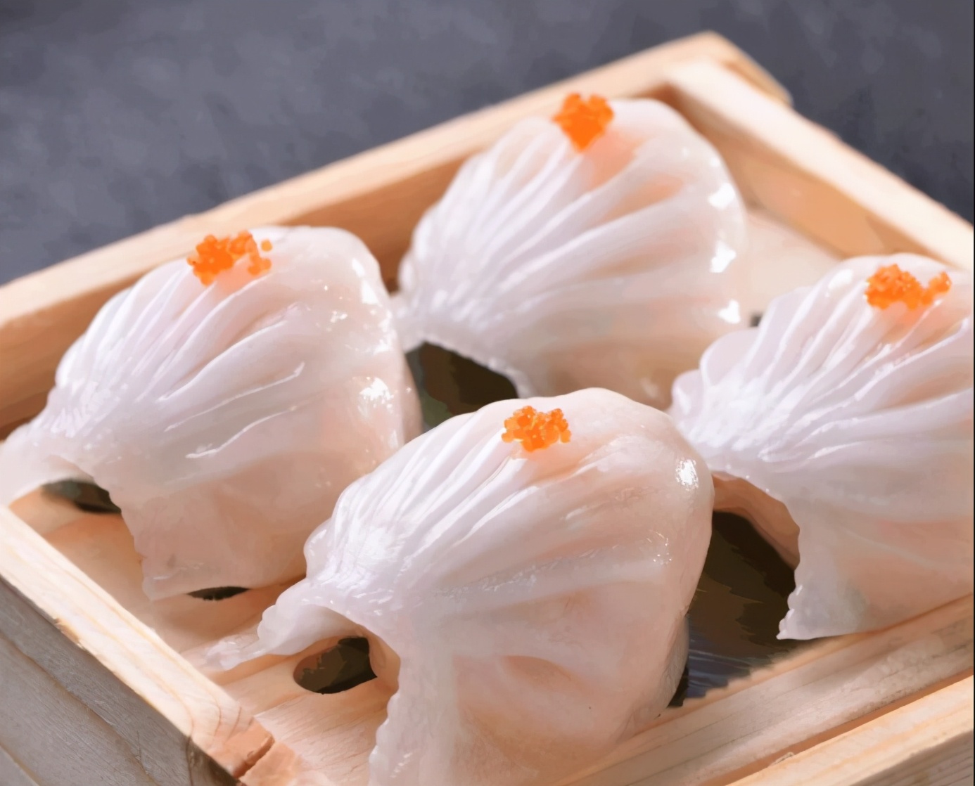 广东水晶虾饺早茶下午茶必点的美食虾嫩皮薄弹牙爽脆