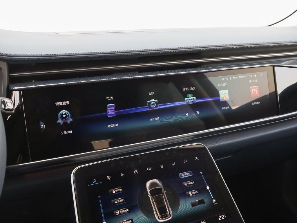 新生代的对决：零跑C11对比ARCFOX αT