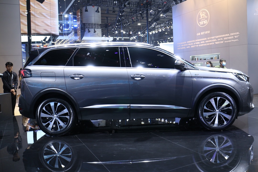 2020广州车展丨颜值在线新款标致5008亮相