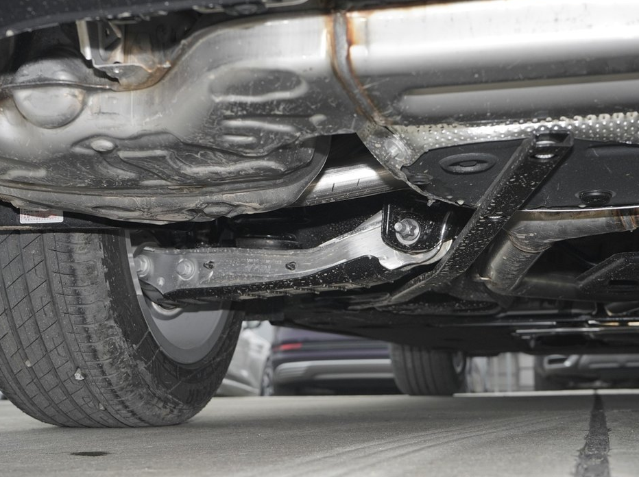 新辉昂上市"物超所值",豪车配空气悬架,百万配置只要34万