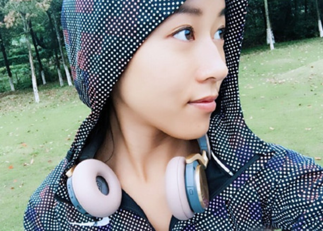 有种改变叫吉克隽逸卸妆,素颜照曝光后,网友:为啥要扮黑?