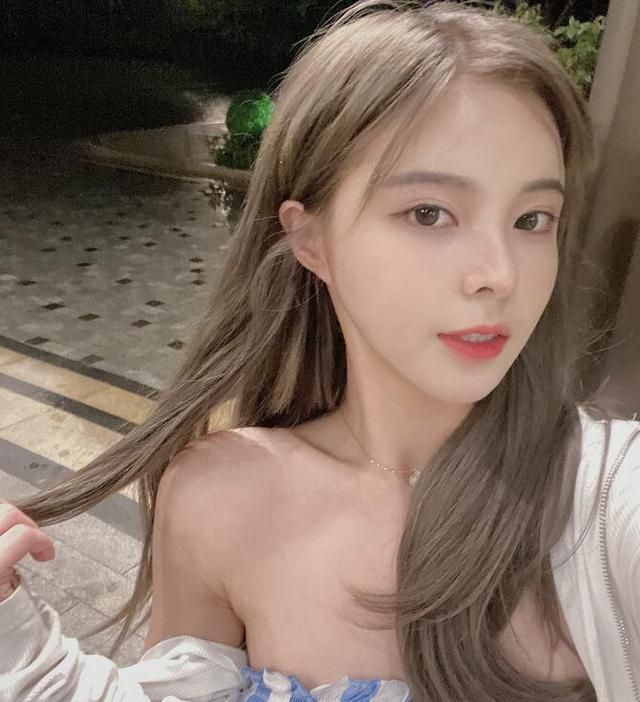 斗鱼苏恩搬家遭黑粉嘲讽,气得她破口大骂,连形象都不顾了?